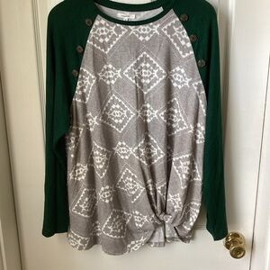 MAURICES: forest,green and gray raglan sleeve top 1X